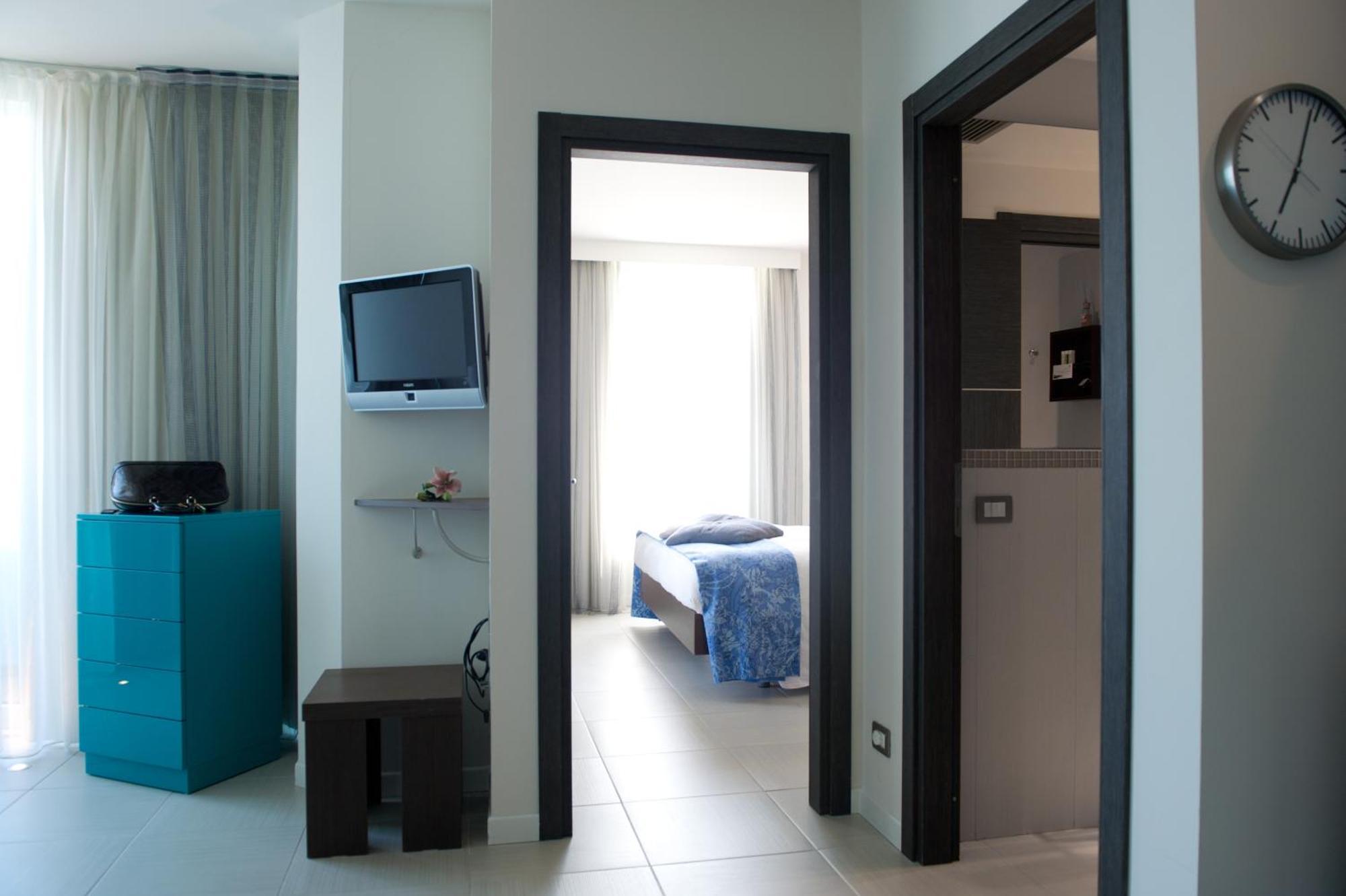 Blu Suite Resort Μπελάρια-Ιτζέα Μαρίνα Εξωτερικό φωτογραφία